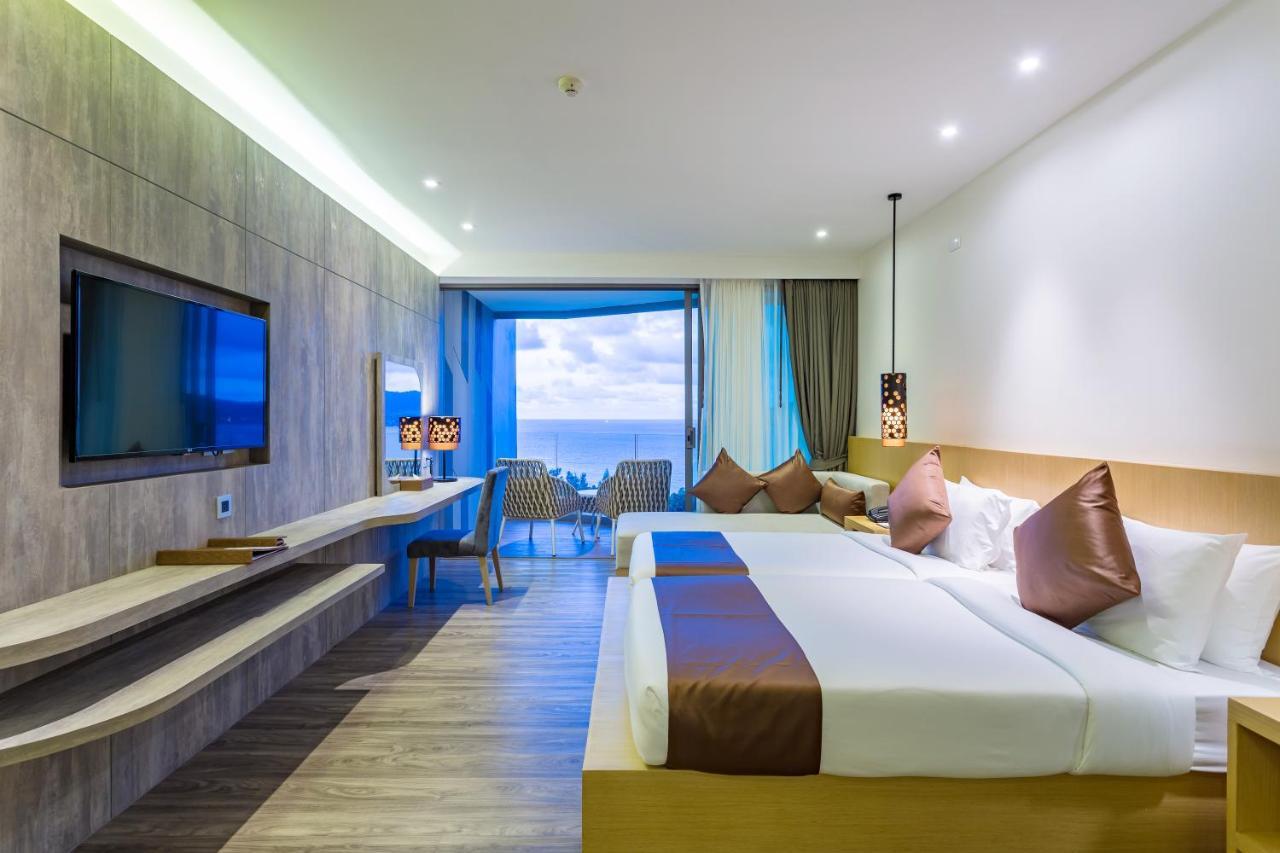 Crest Resort&pool Resort